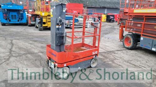 Skyjack SJ16 mast lift (2012) MB16012