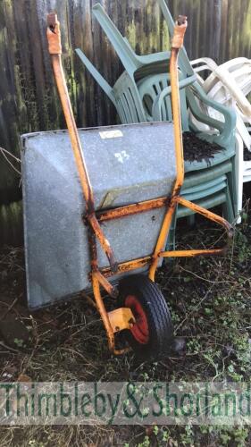 Wheelbarrow