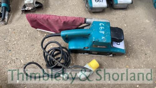 Makita 9404 sander