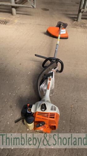 Stihl FS55R strimmer and oil