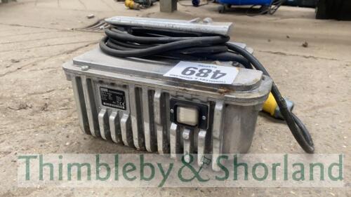 Wacker Neuson light ballast