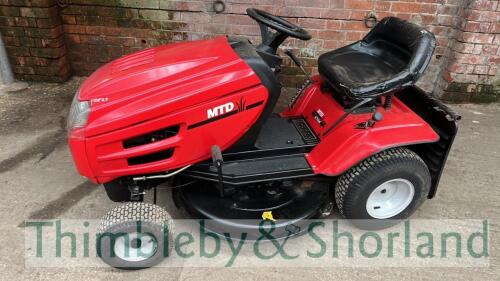 MTD J/136 ride on mower