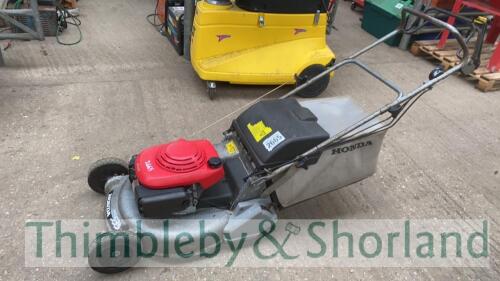 Honda HRD535 roller mower