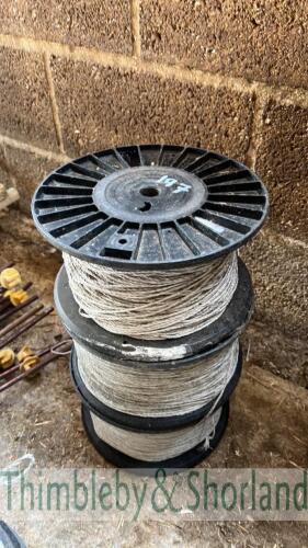 3 electric fencing reels with wire