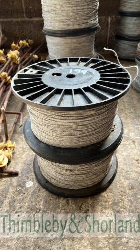 2 electric fencing reels with wire