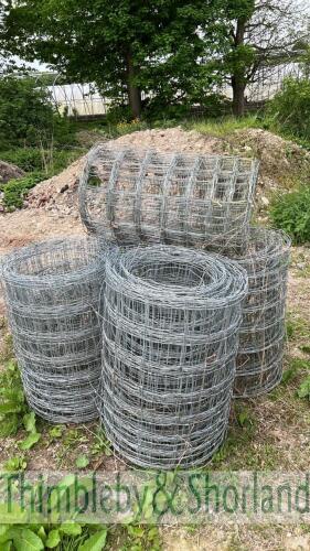 5 rolls of stock netting