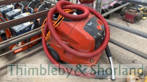 Hilti VC20 vacuum and hose