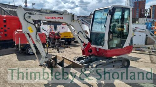 Takeuchi TB228 mini digger (2014)