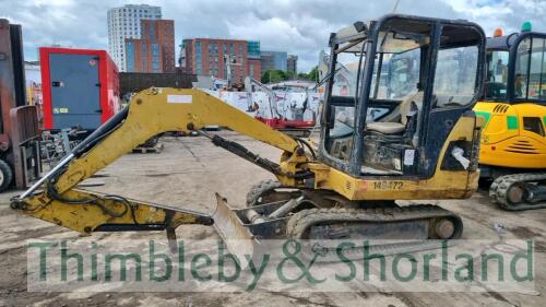 Cat 302.5 mini digger