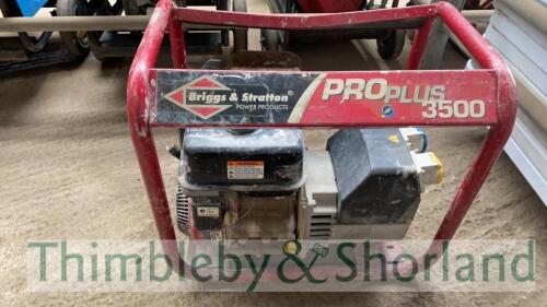 Briggs Pro Plus 3500