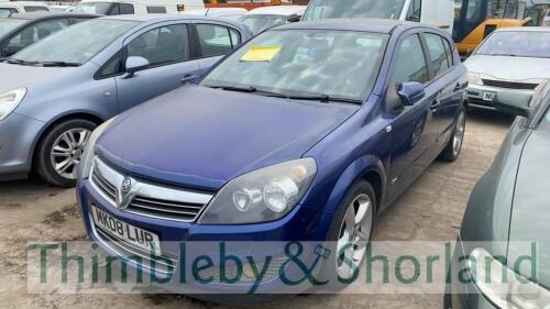 VAUXHALL ASTRA SRI CDTI - MK08 LUR Date of registration: 27.03.2008 1910cc, Manual, Diesel, Blue Odometer reading at last MOT: 132570 miles MOT expiry date: 23.02.2022 No key, V5 available