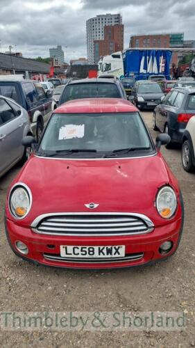 MINI ONE - LC58 KWX Date of registration: 1.12.2008 1397cc, petrol, manual, red Odometer reading at last MOT: 107,240 miles MOT expiry date: 29.12.2021 No key, V5 available