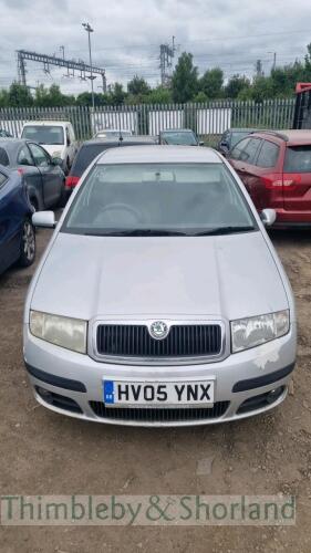 SKODA FABIA AMBIENTE 12V HTP - HV05 YNX Date of registration: 26.08.2005 1198cc, Manual, Petrol, Silver Odometer reading at last MOT: 119676 miles MOT expiry date: 14.10.2021 No key, V5 available