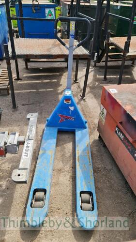 Pallet truck MA1559195