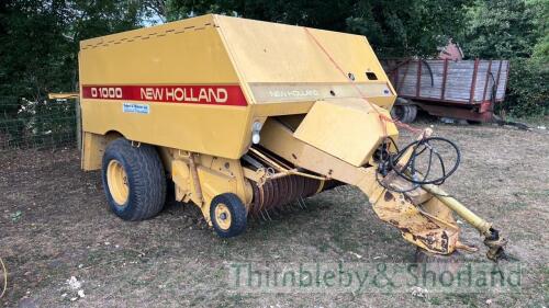 New Holland D1000 4 string baler