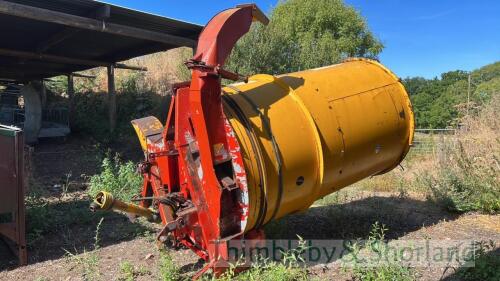 Teagle Tomahawk 404 pto driven straw chopper