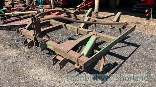 Heavy duty spring cultivator