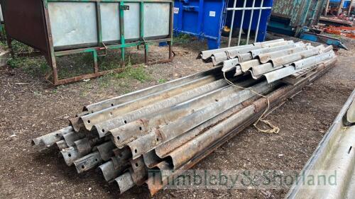 600ft of motorway crash barrier and pallet of spare ends