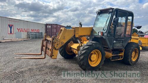 JCB 535-67 telehandler