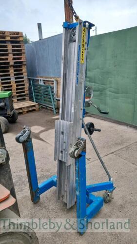 Genie SLA15 material lift