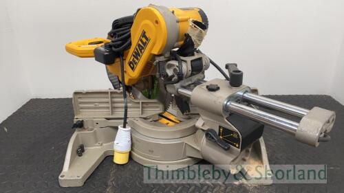 Dewalt DW717XPS mitre saw