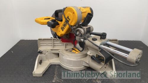 Dewalt DW717XPS mitre saw