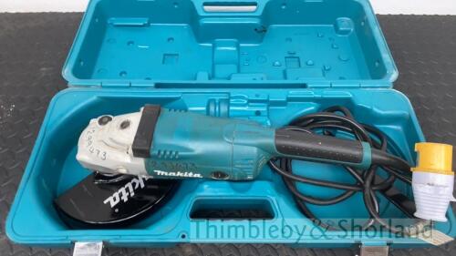 Makita GA9020 grinder