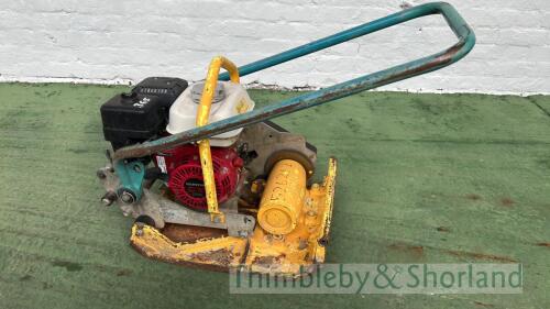 Ammann 16' petrol plate compactor