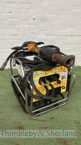 JCB hydraulic pack, hose, gun and point