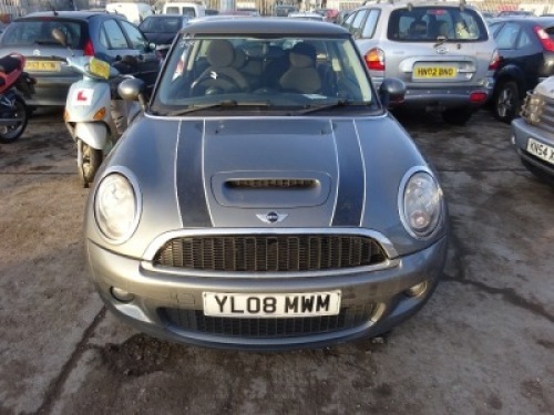 MINI COOPER S - YL08 MWM Date of registration: 19.08.2008 1598cc, petrol, 6 speed manual, grey Odometer reading at last MOT: 94,137 miles MOT expiry date: 22.11.2019 No key, V5 available