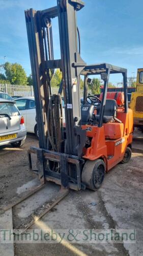 Cat 3.5 tonne gas forklift