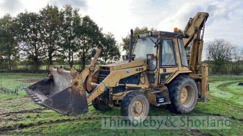 Caterpillar 428 backactor 4x4 (1988) Registration No: E888 LHG c/w 3 back actor buckets 4514 hrs - no V5 - no battery