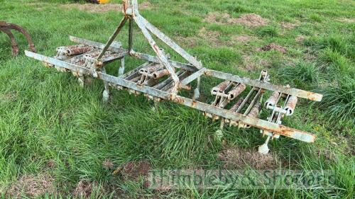 Ferguson 9 tyne spring cultivator