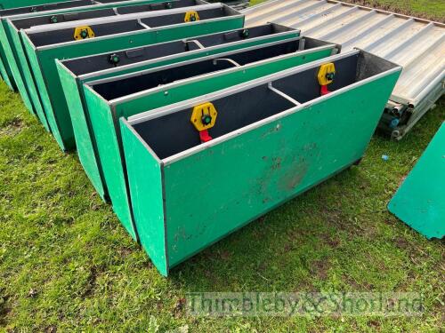 3 adjustable pig feeders