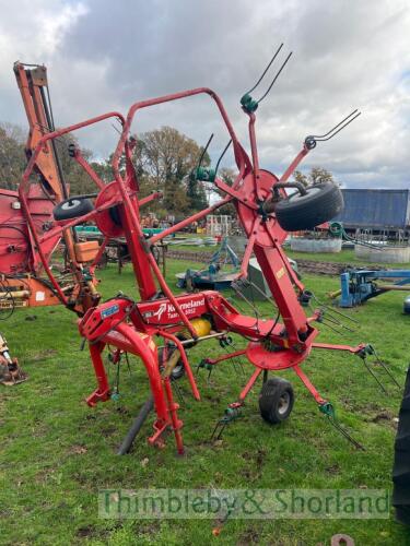 Kverneland Taarup 8052 hay turner 2010