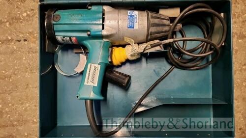 Makita 6906 impact wrench