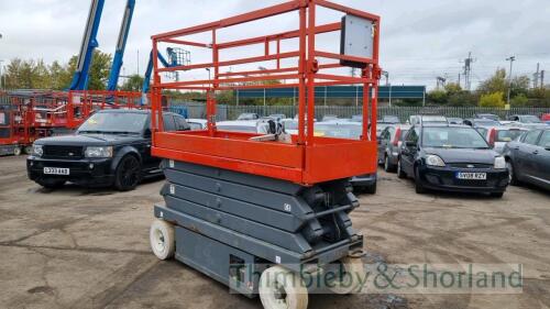 Skyjack SJ3226 electric scissor lift