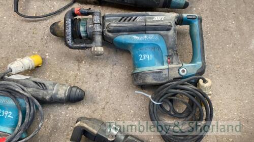 Makita HM1213C breaker