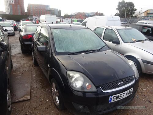 FORD FIESTA ZETEC - GN57 AAO.