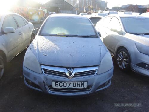 VAUXHALL ASTRA SXI - BG07 DHN.