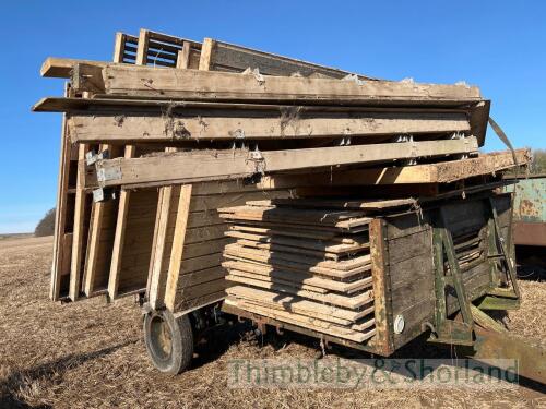 Stable sections to make 4 stables L shaped - no roof