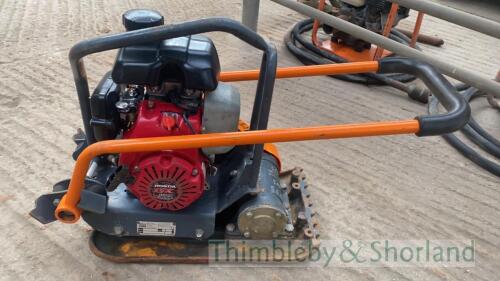 Belle LC3251 12in petrol plate compactor