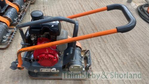 Belle LC3251 12in petrol plate compactor