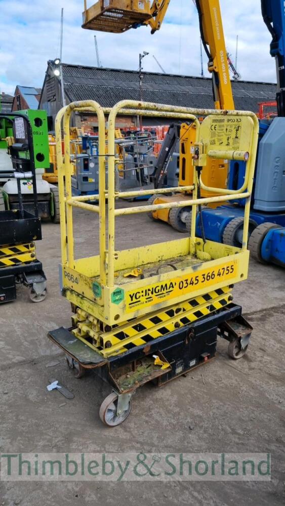 Boss X3X scissor lift P664 Contractors Plant and Access Machines ...