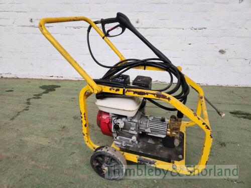 Petrol power washer