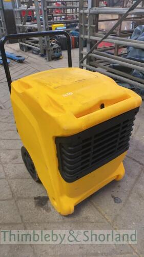 Master DHP 65DV dehumidifier 240v