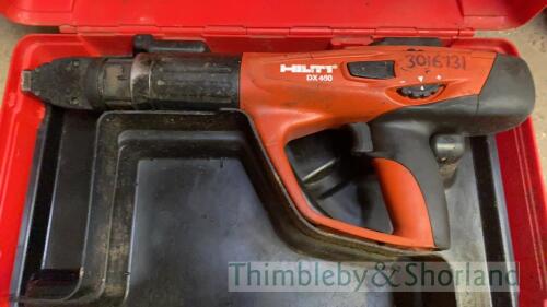 Hilti DX460 nail gun