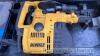 Dewalt D25304 hammer drill with D25300D extractor gwo - 2