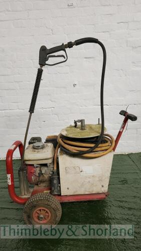 Brendon petrol power washer