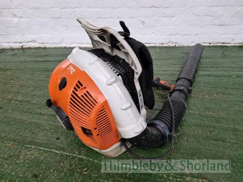 Stihl BR600 backpack blower